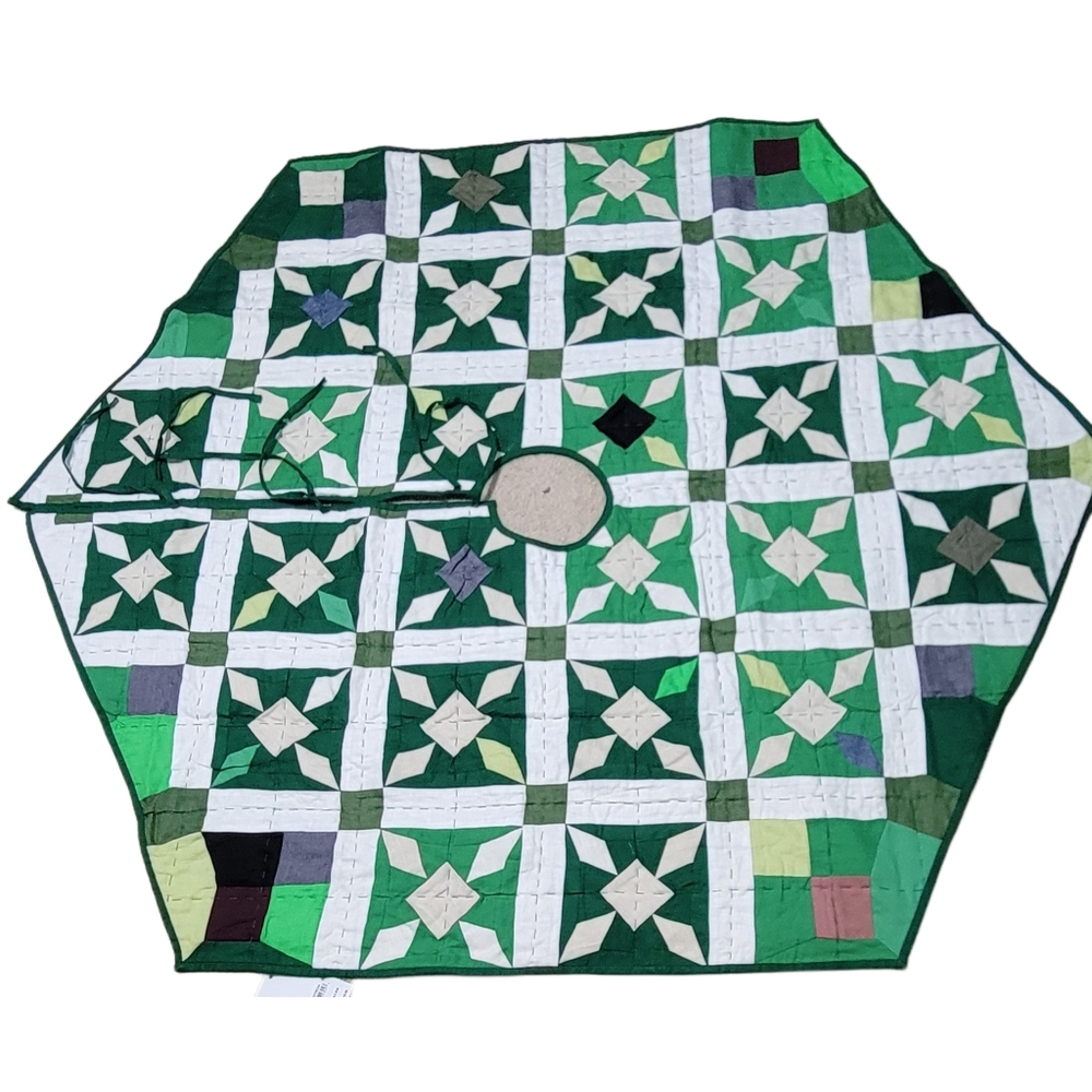 Thompson Street Studio Nordstrom Tree Skirt Patchwork Holly RMH005 Christmas